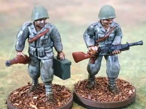 Infantry LMG team