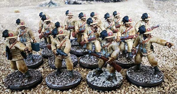 Bersaglieri Infantry squad in sun helmets